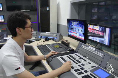 廣播電視節(jié)目制作 藝術(shù)、技術(shù)與管理的三重奏